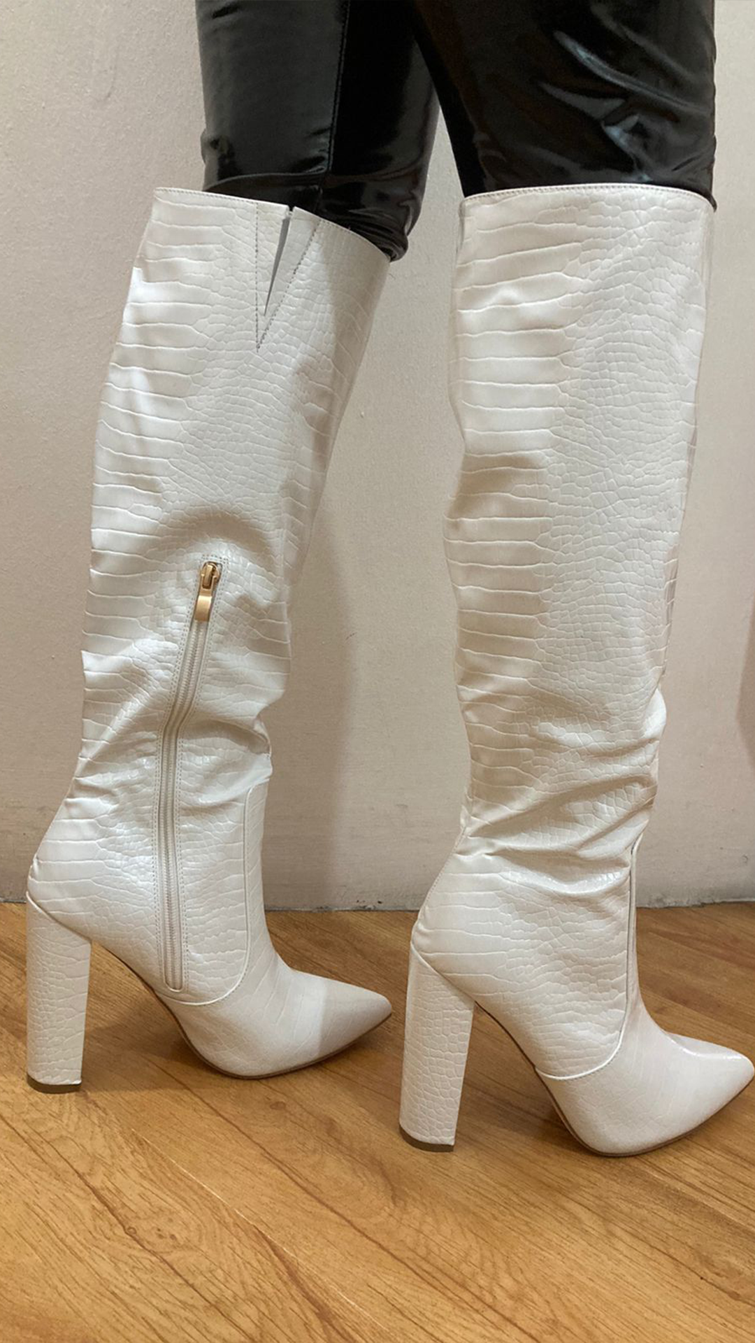 Bota blanca aster