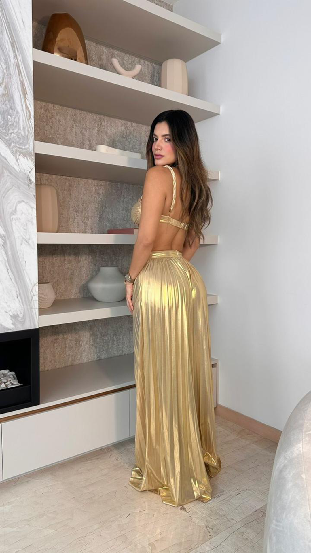 Conjunto diosa dorada